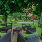 Otel Ambra 2*